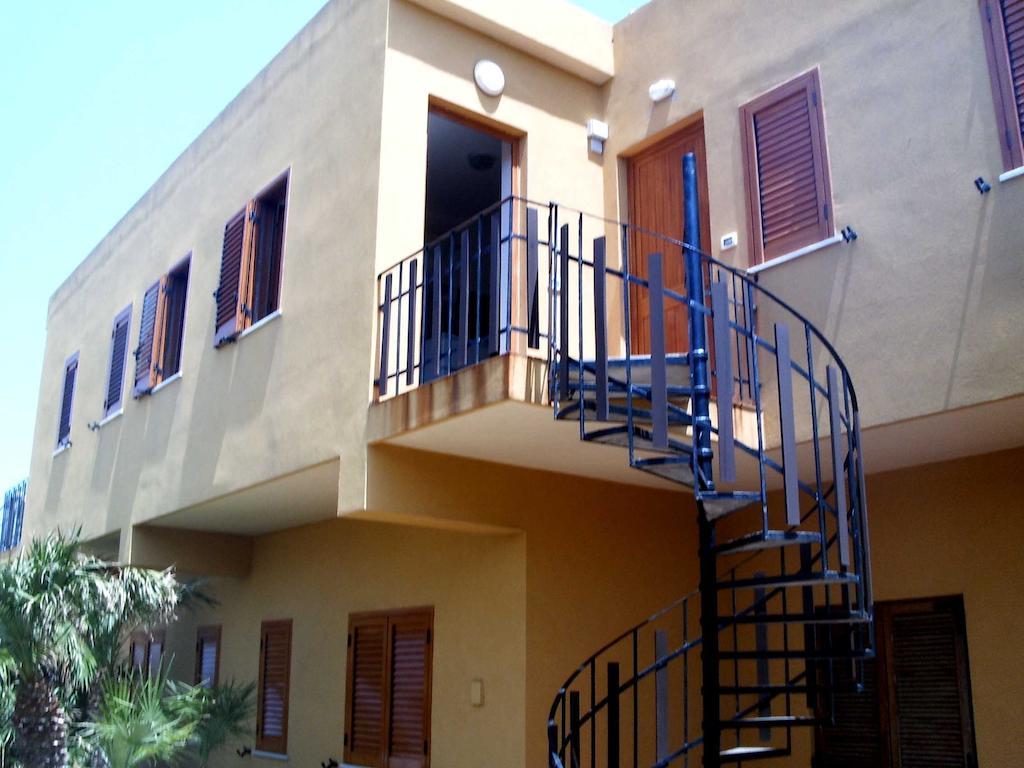 Residence Covo Degli Dei ミラッツォ エクステリア 写真